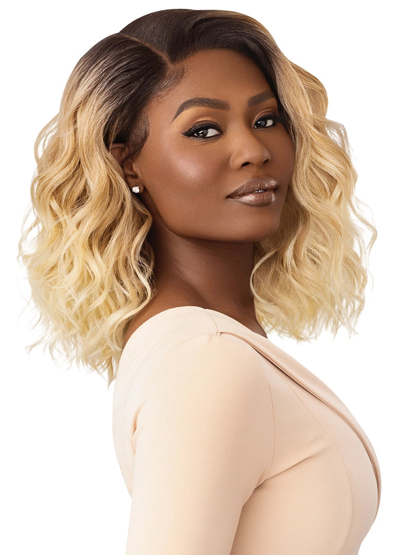 Outre Melted Hairline Glueless HD Lace Front Wig LEXANNE | Loc & Lovely Beauty Supply
